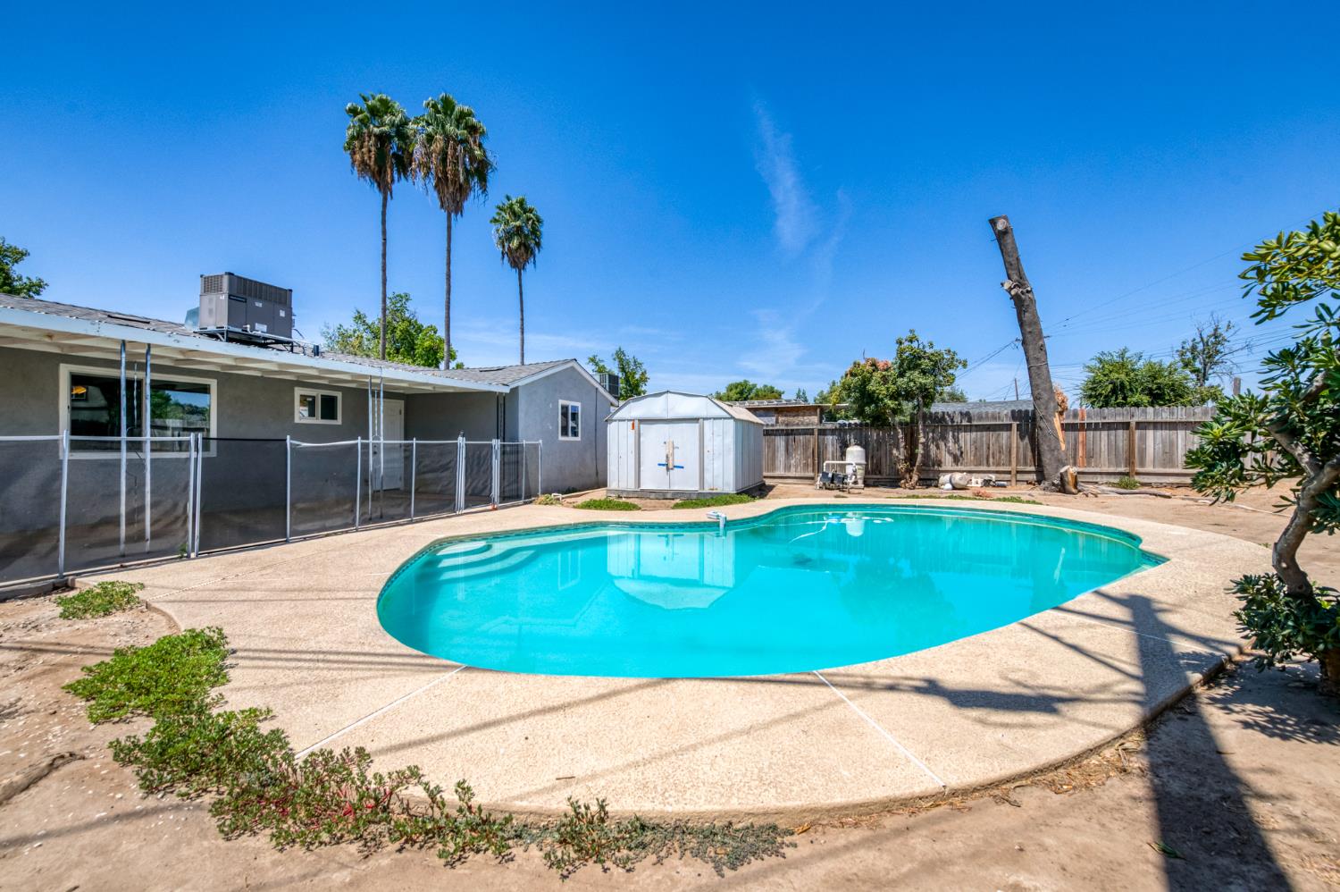 4516 N Anna St, Fresno, CA 93726