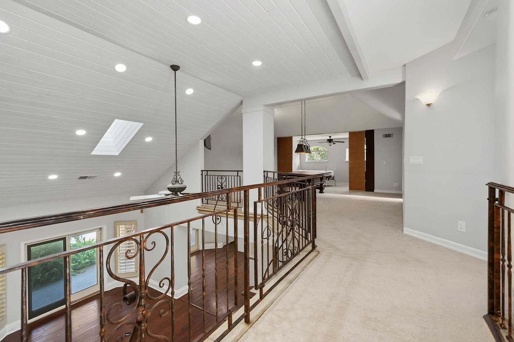 10111 N Spanish Bay Dr, Fresno, CA 93720