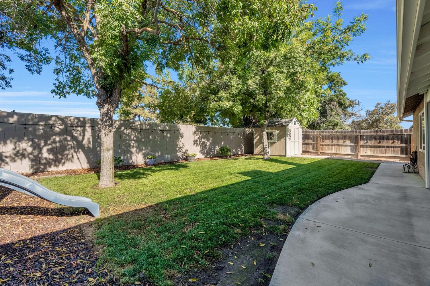 2936 Tarragon Ave, Hanford, CA 93230