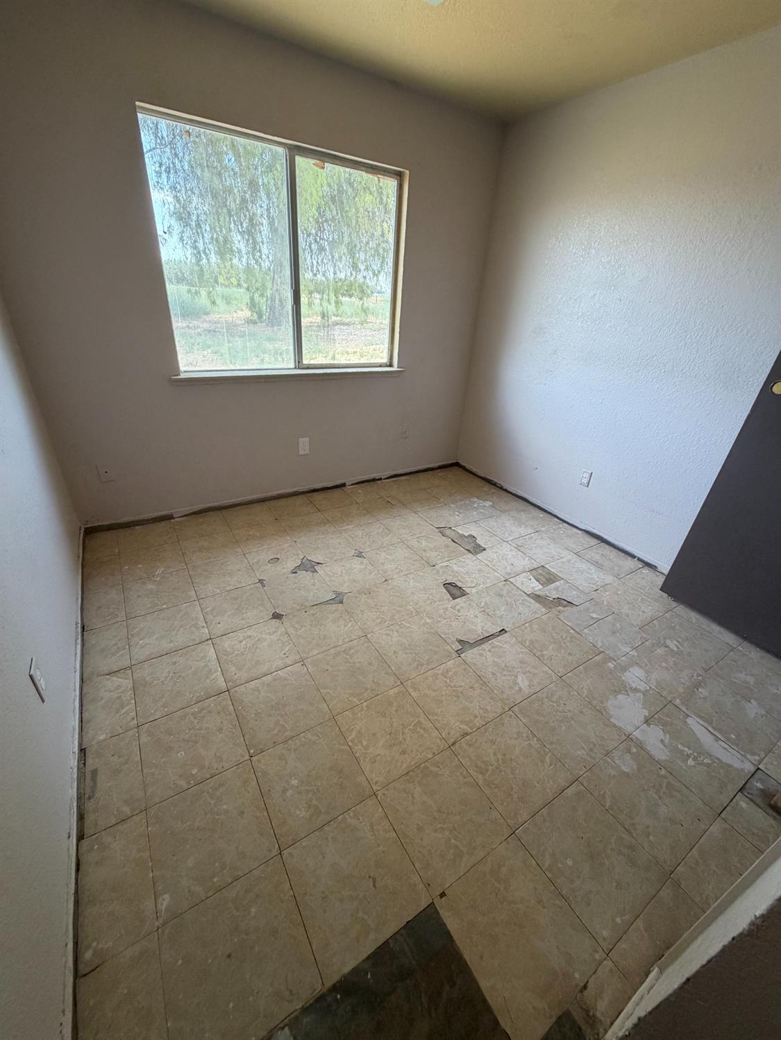 7741 24Th Ave, Lemoore, CA 93245