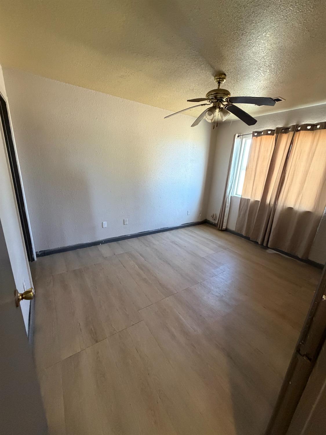 7741 24Th Ave, Lemoore, CA 93245