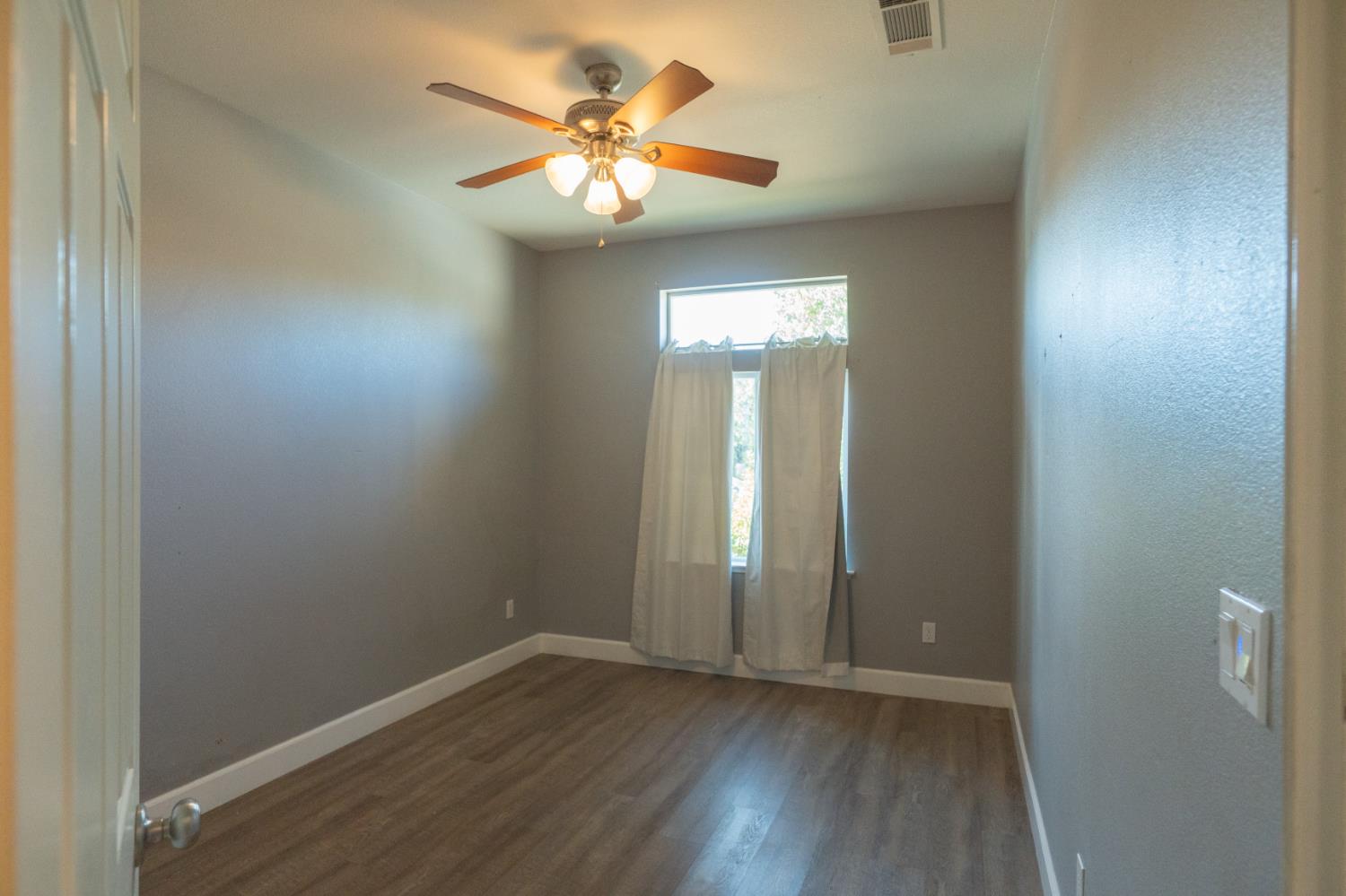 1228 Wildcat Dr, Merced, CA 95348