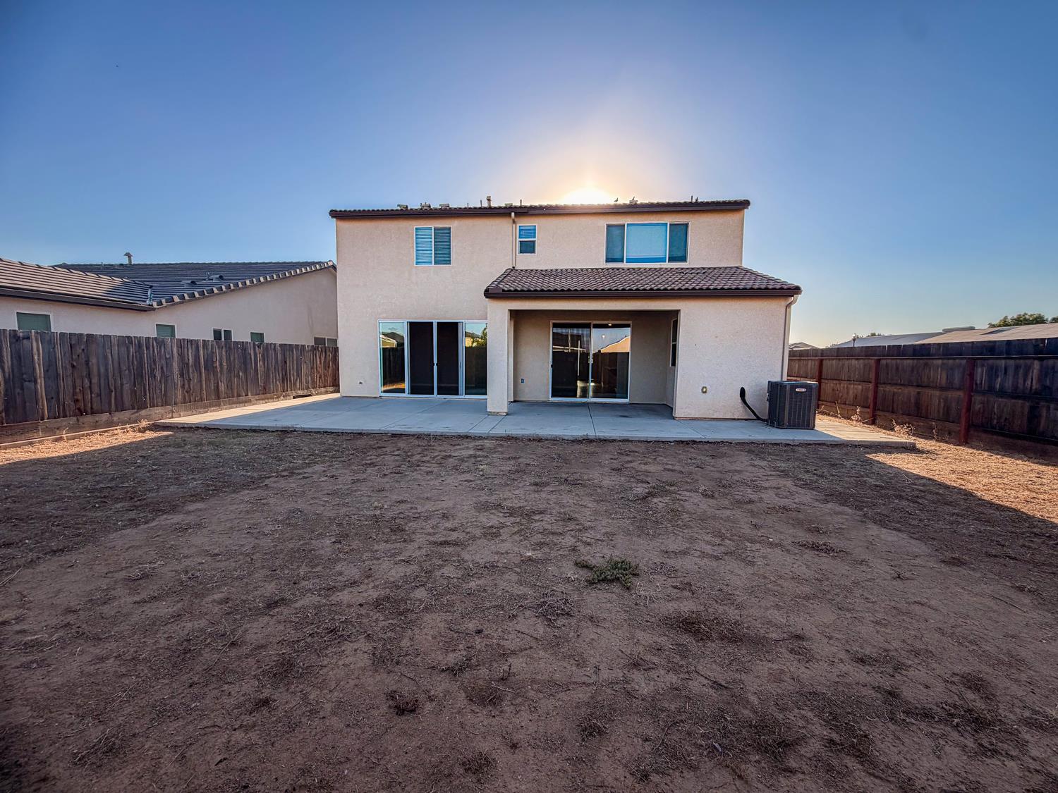 3335 Las Rosas Ave, Clovis, CA 93619