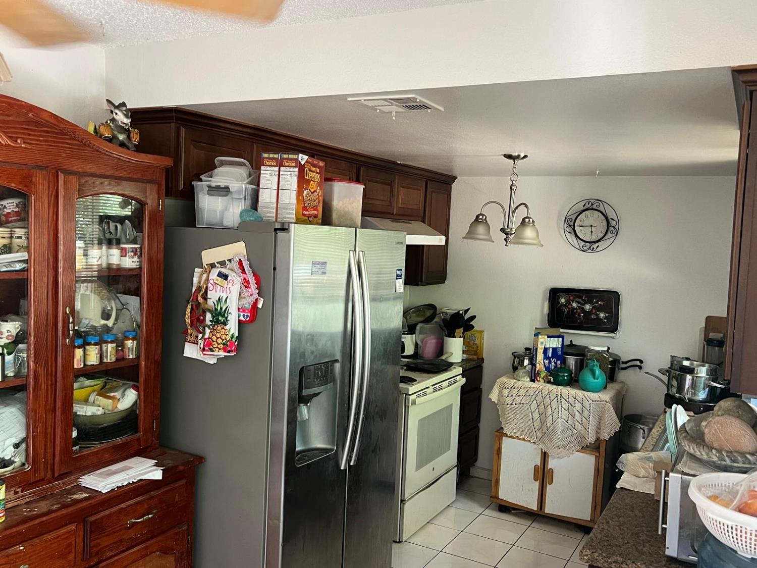 1029 E Cortland Ave, Fresno, CA 93704
