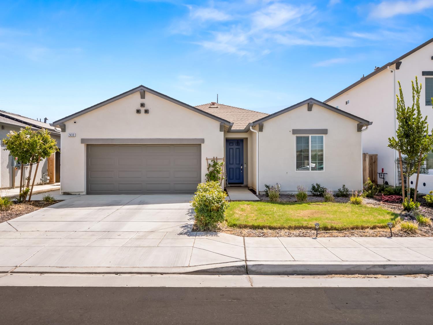2430 N Cypress Ave, Fresno, CA 93727