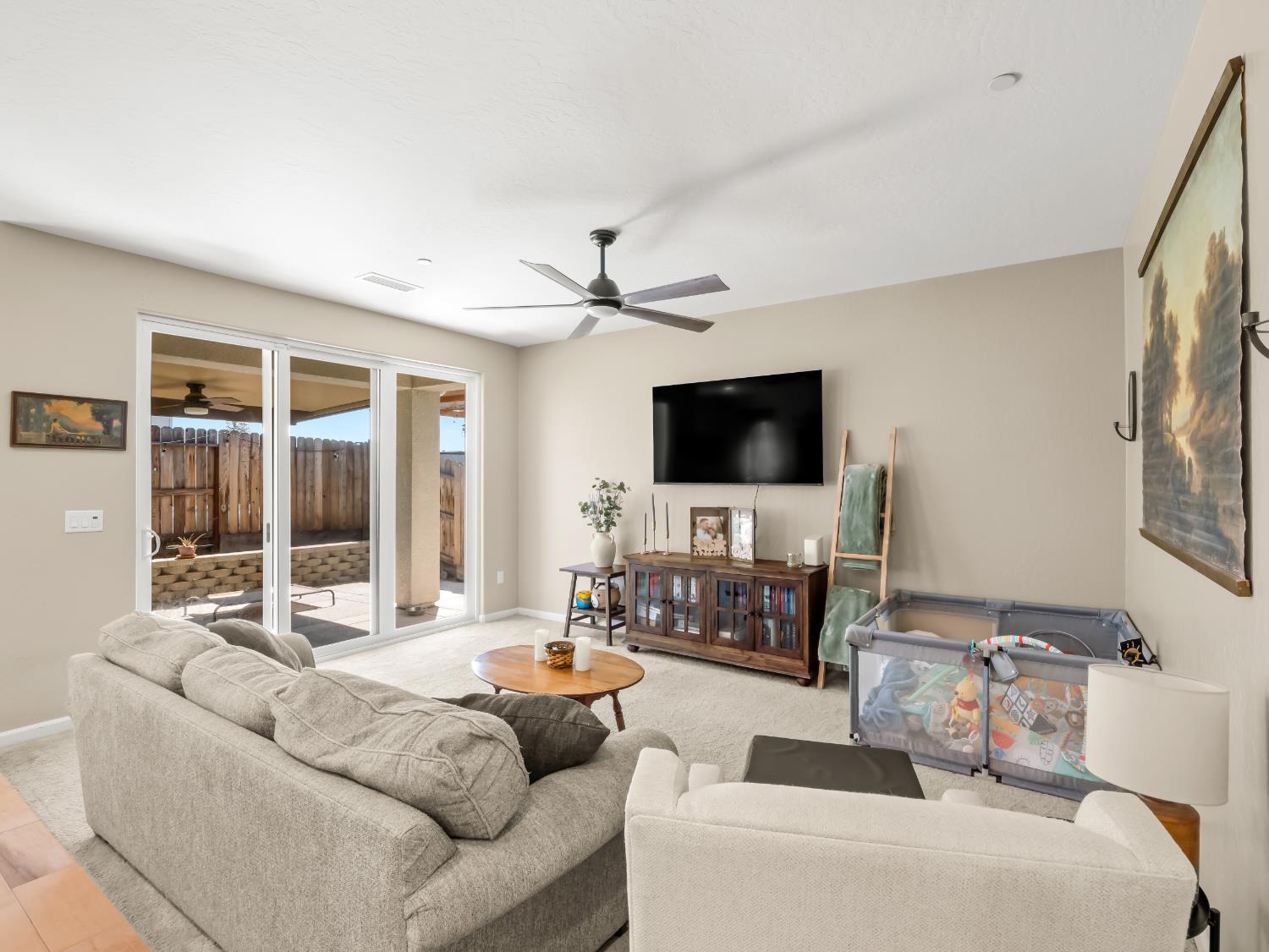 2430 N Cypress Ave, Fresno, CA 93727