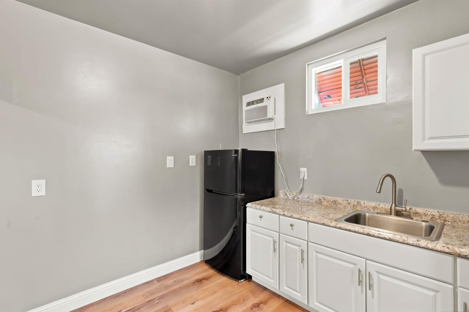 2975 E Austin Way, Fresno, CA 93726