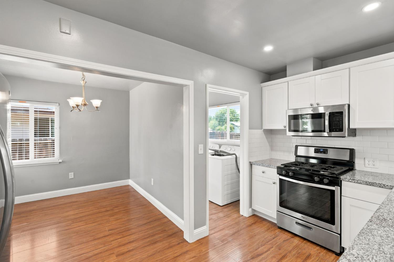 2975 E Austin Way, Fresno, CA 93726