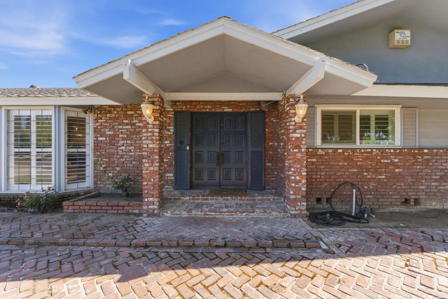 5820 E Alta Ave, Fresno, CA 93727