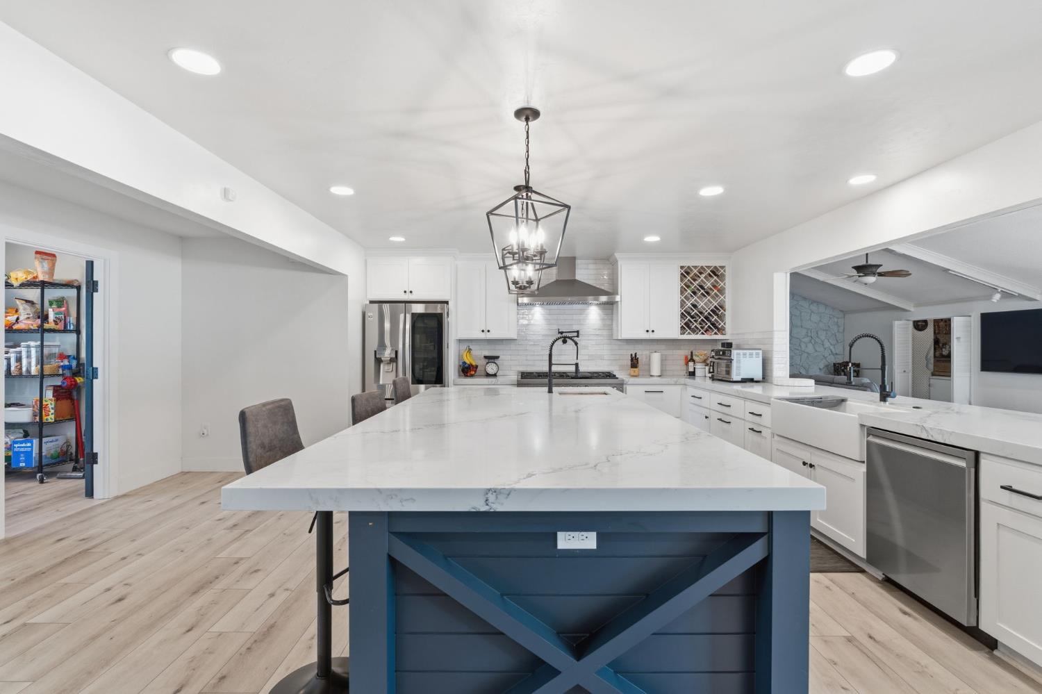 5820 E Alta Ave, Fresno, CA 93727