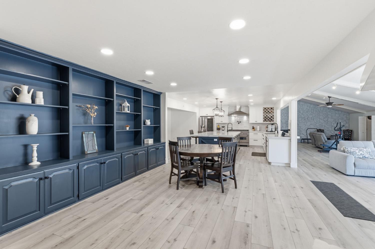 5820 E Alta Ave, Fresno, CA 93727