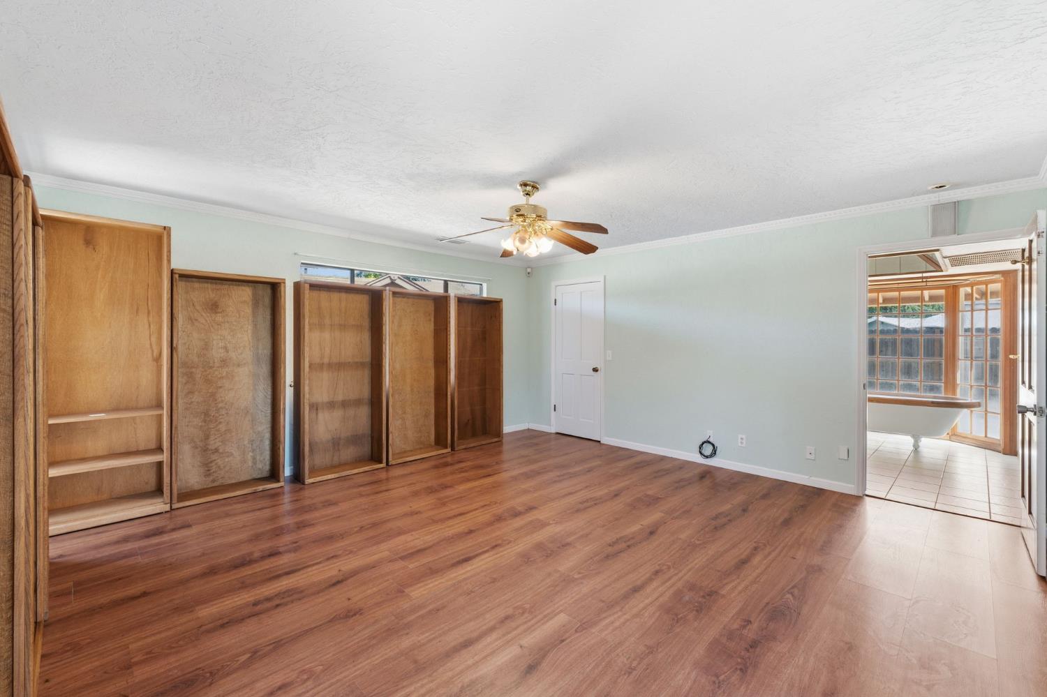 5820 E Alta Ave, Fresno, CA 93727