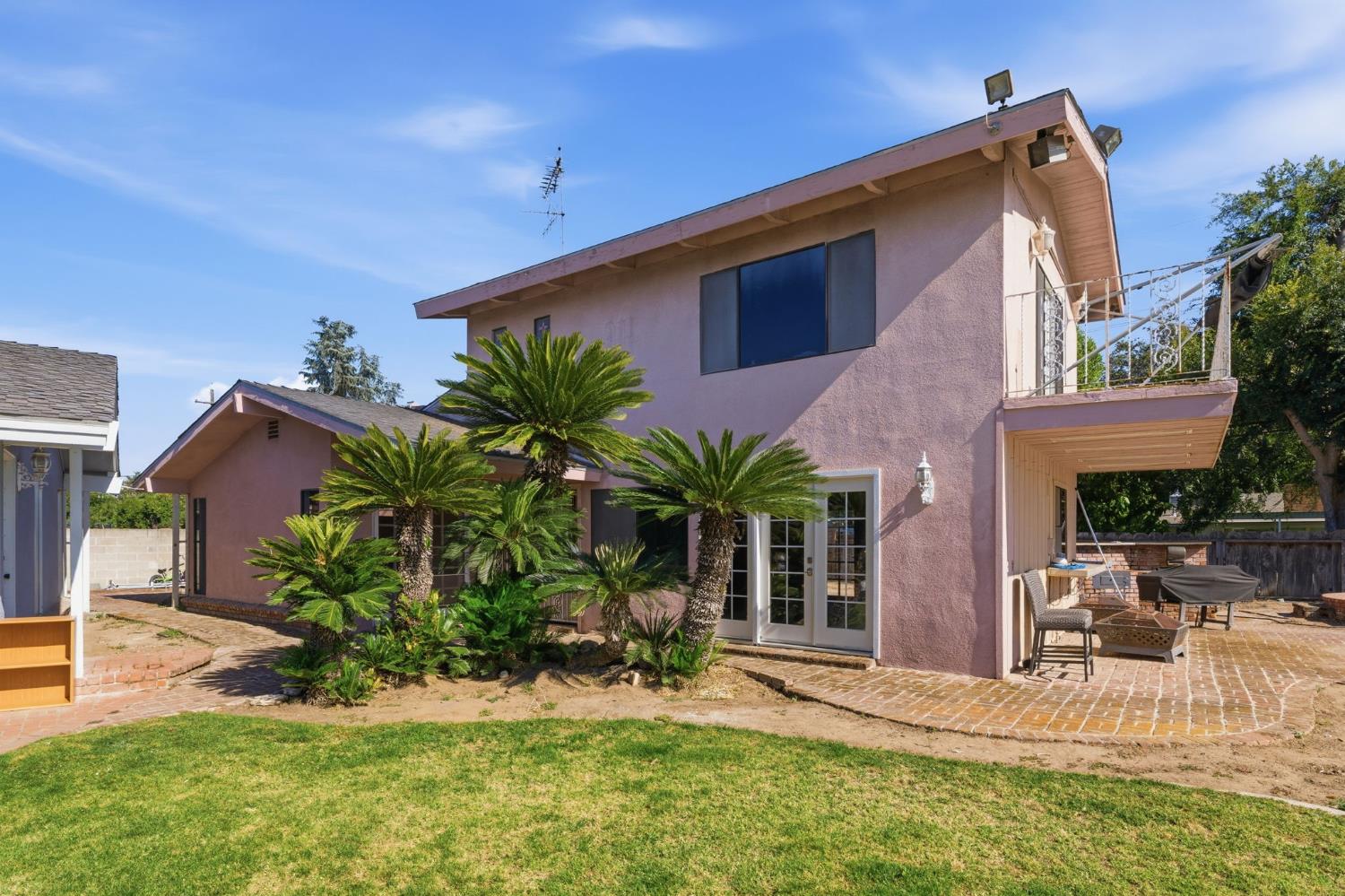 5820 E Alta Ave, Fresno, CA 93727