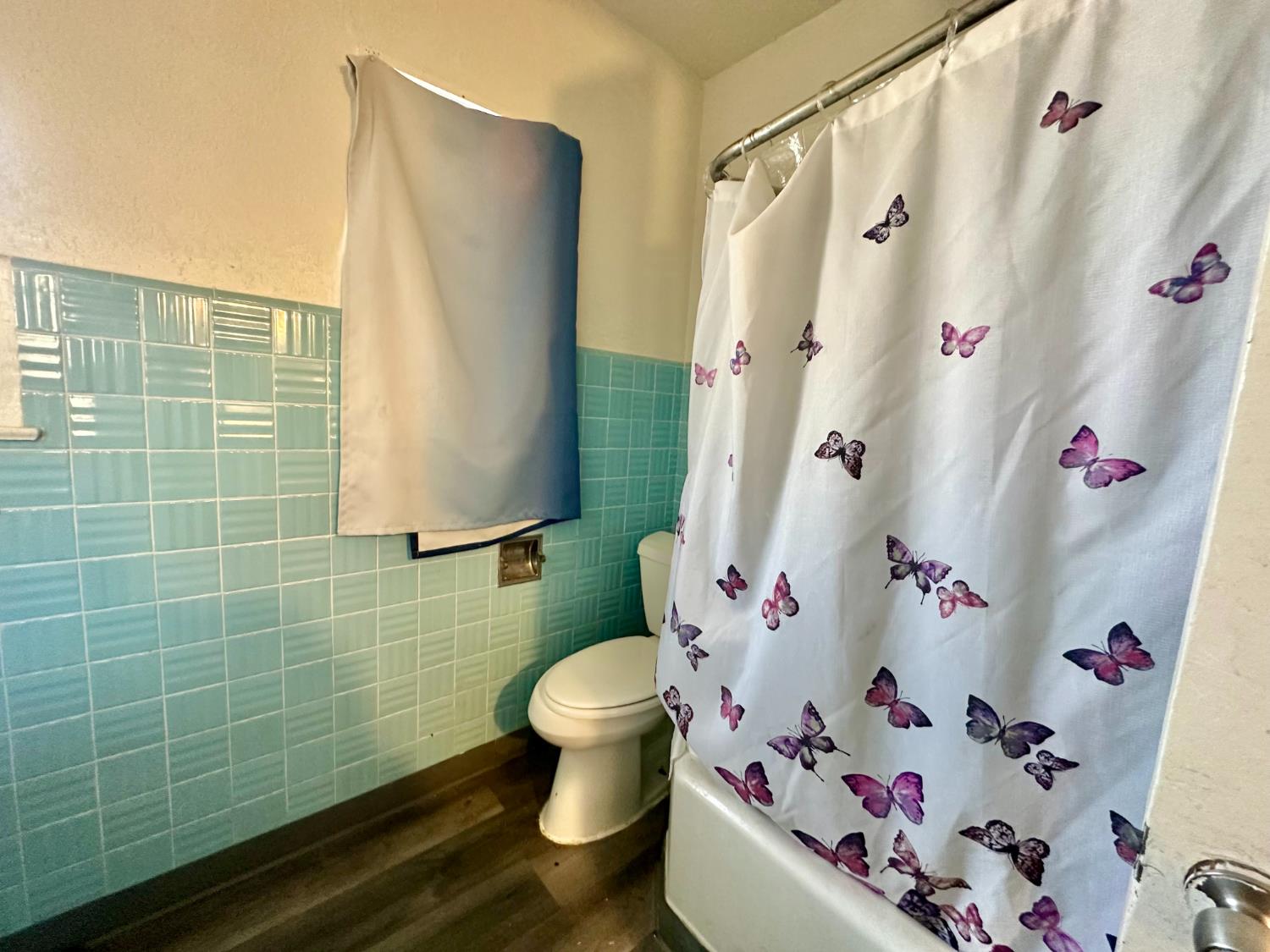 337 S Meridian Ave, Fresno, CA 93702