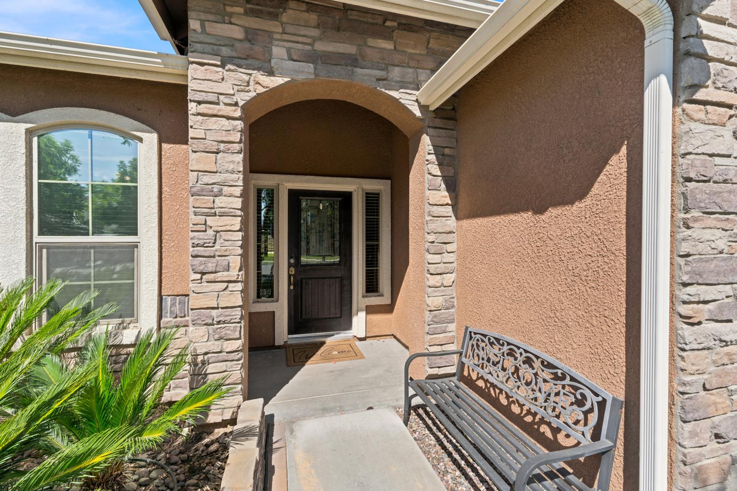 2267 N Duke St, Visalia, CA 93291