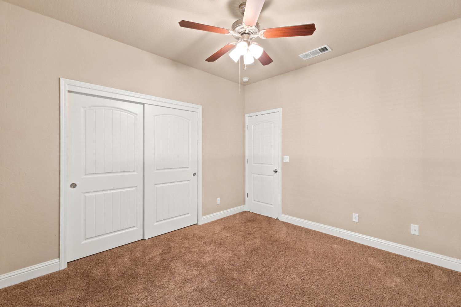 2267 N Duke St, Visalia, CA 93291