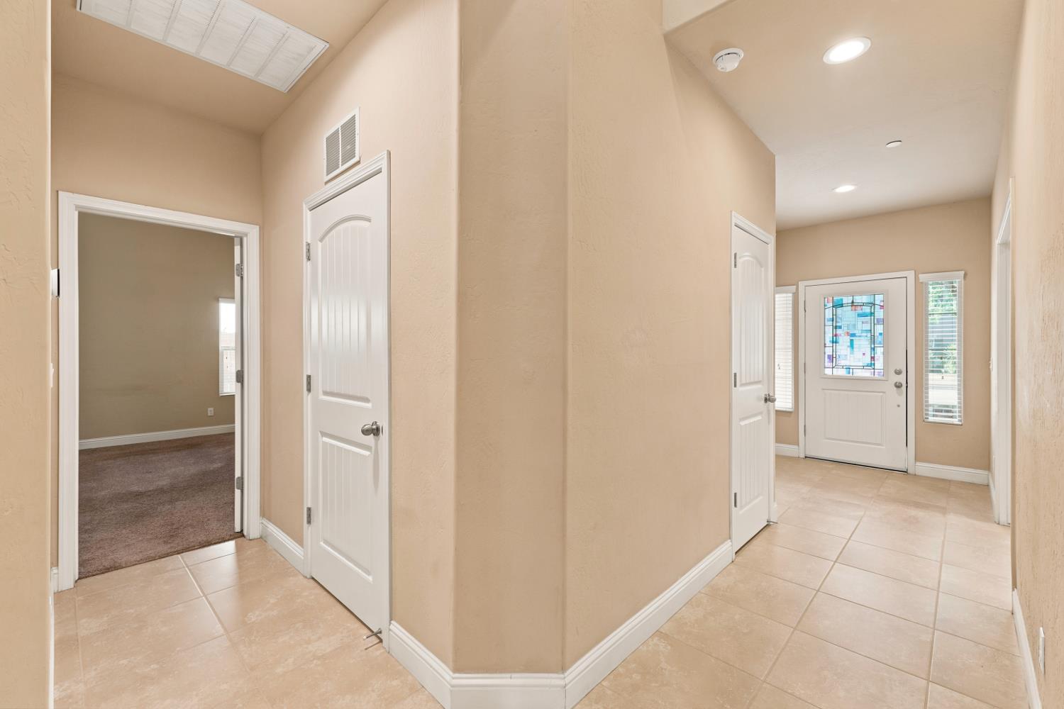 2267 N Duke St, Visalia, CA 93291