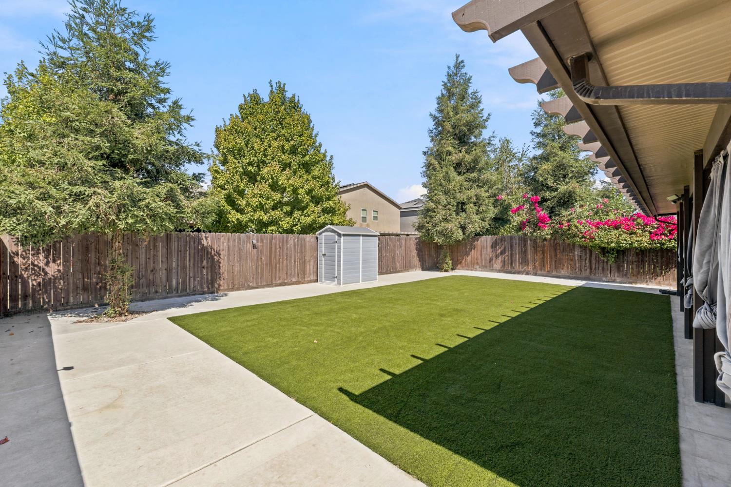 2267 N Duke St, Visalia, CA 93291