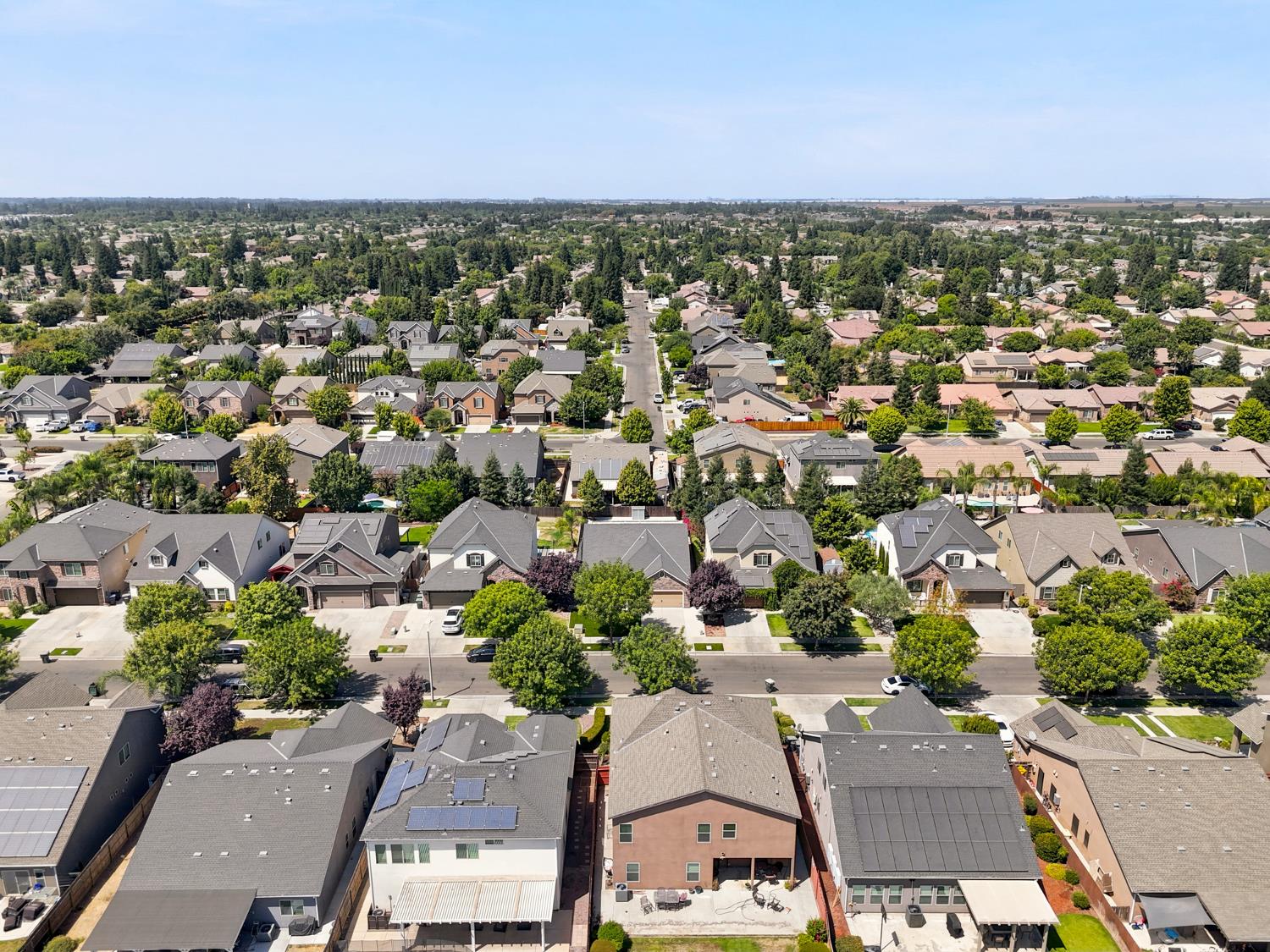 2267 N Duke St, Visalia, CA 93291
