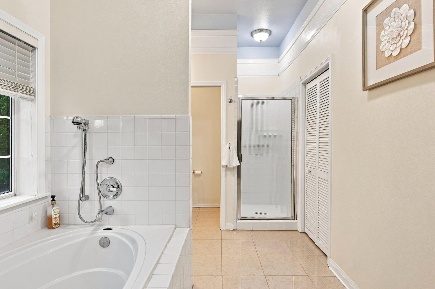 42761 Juniper St, Murrieta Valley, CA 92562