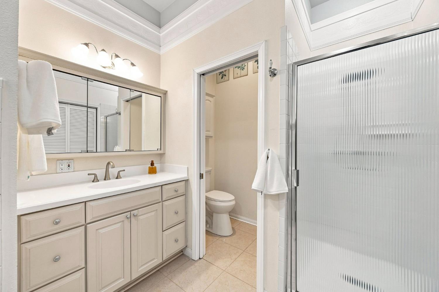 42761 Juniper St, Murrieta Valley, CA 92562