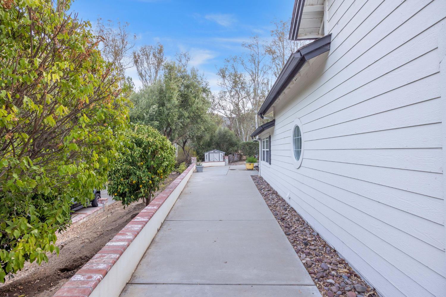 42761 Juniper St, Murrieta Valley, CA 92562