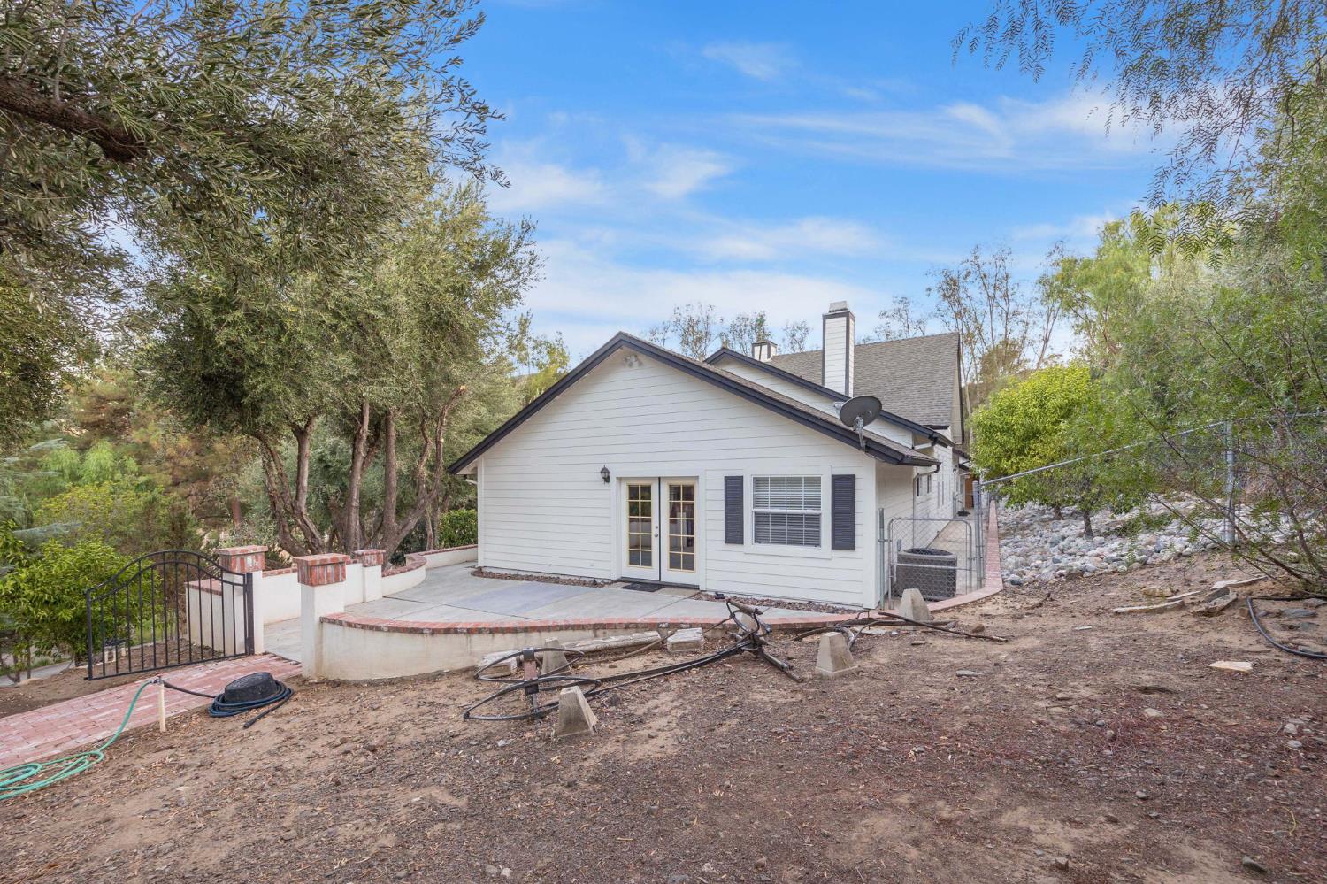 42761 Juniper St, Murrieta Valley, CA 92562