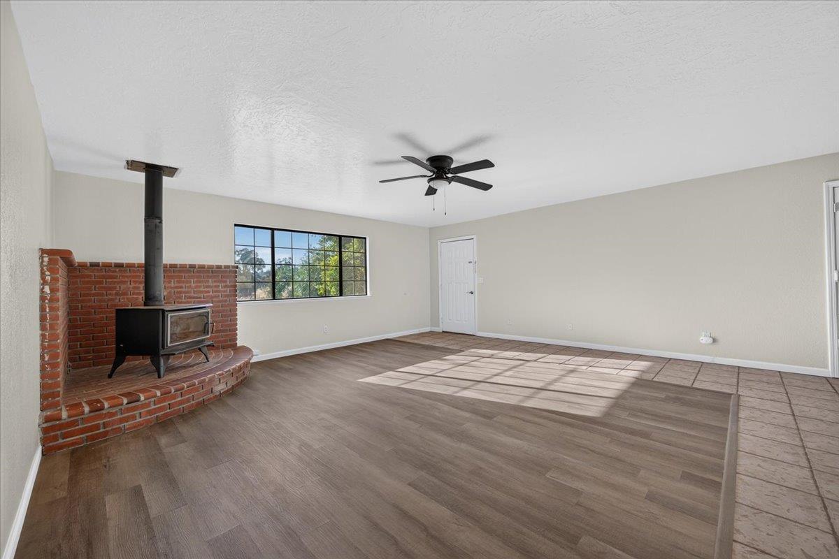 28368 River Road Way, Madera, CA 93636