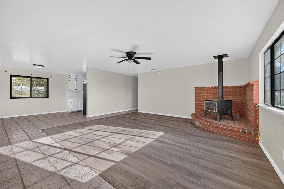 28368 River Road Way, Madera, CA 93636