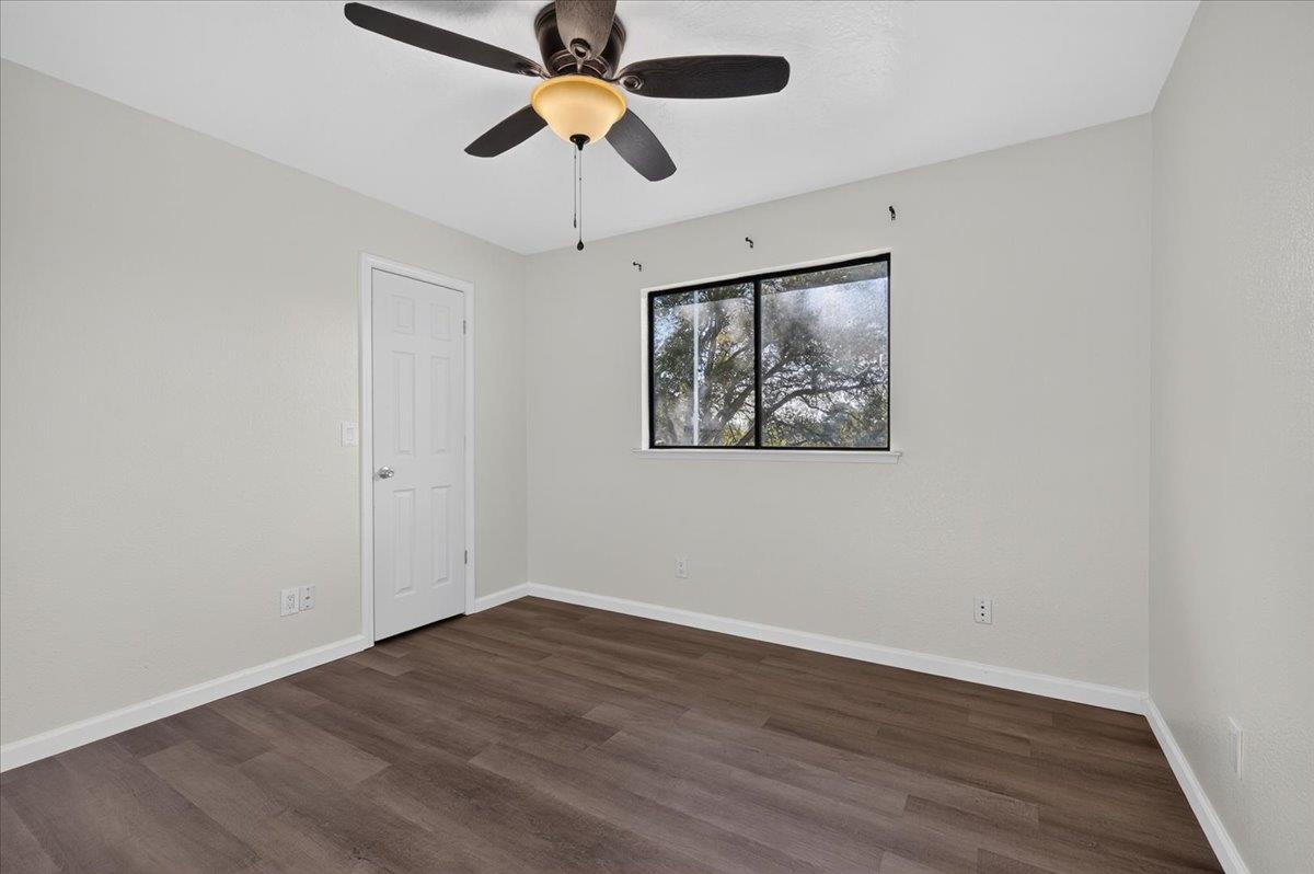 28368 River Road Way, Madera, CA 93636