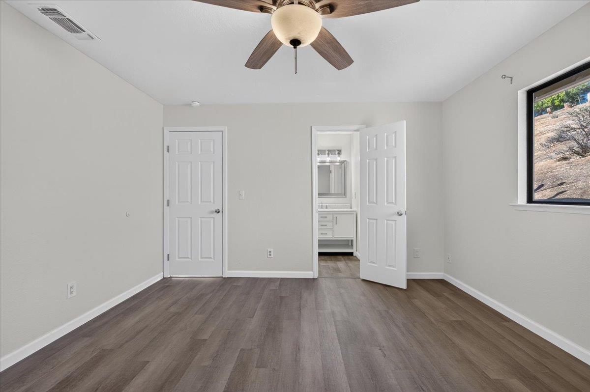 28368 River Road Way, Madera, CA 93636