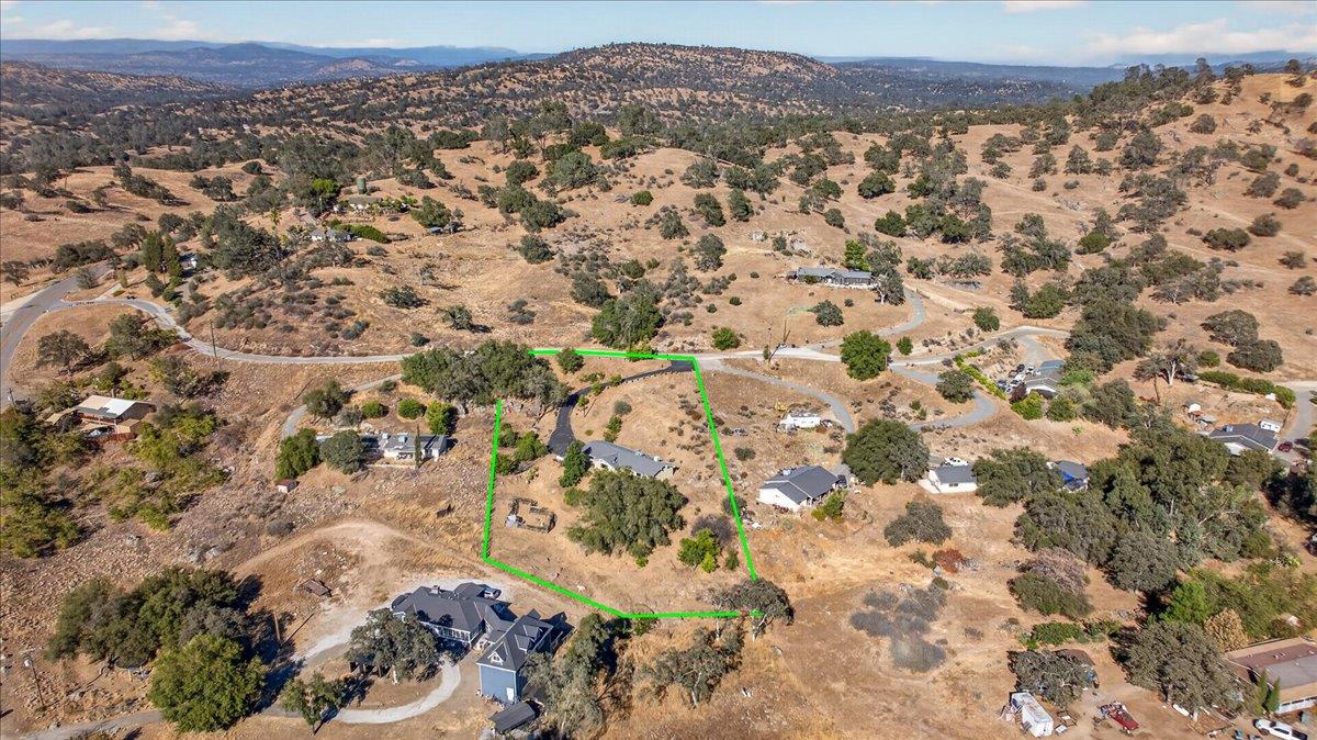 28368 River Road Way, Madera, CA 93636