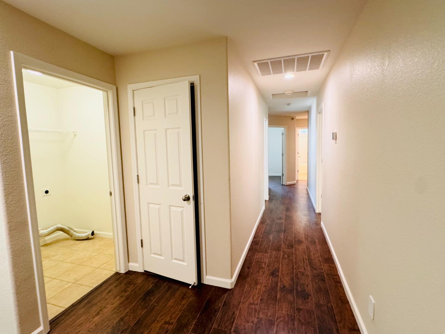 5824 E Kaviland Ave, Fresno, CA 93727