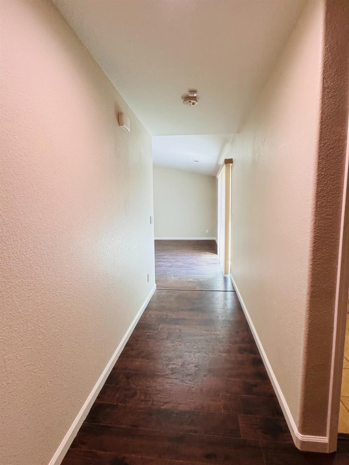 5824 E Kaviland Ave, Fresno, CA 93727