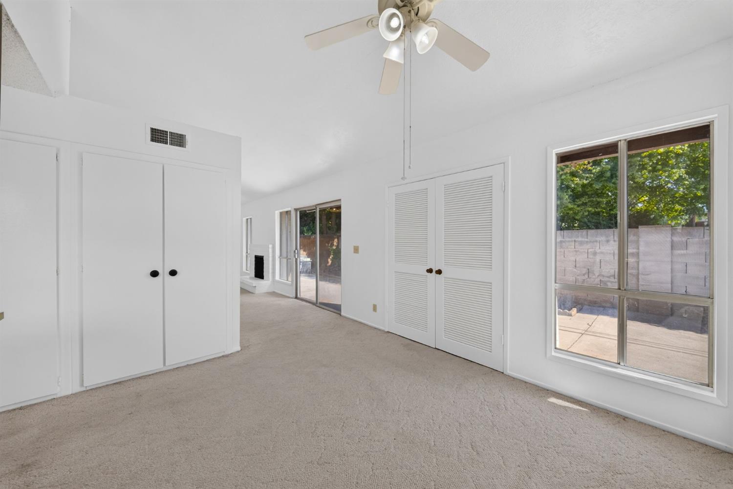 317 W Sierra Ave #117, Fresno, CA 93704
