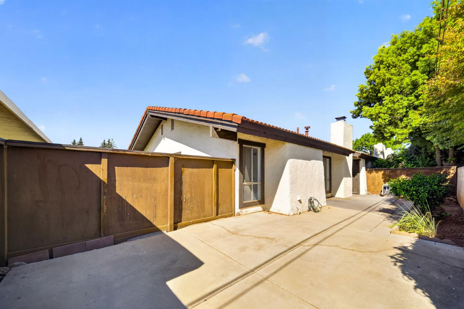 317 W Sierra Ave #117, Fresno, CA 93704