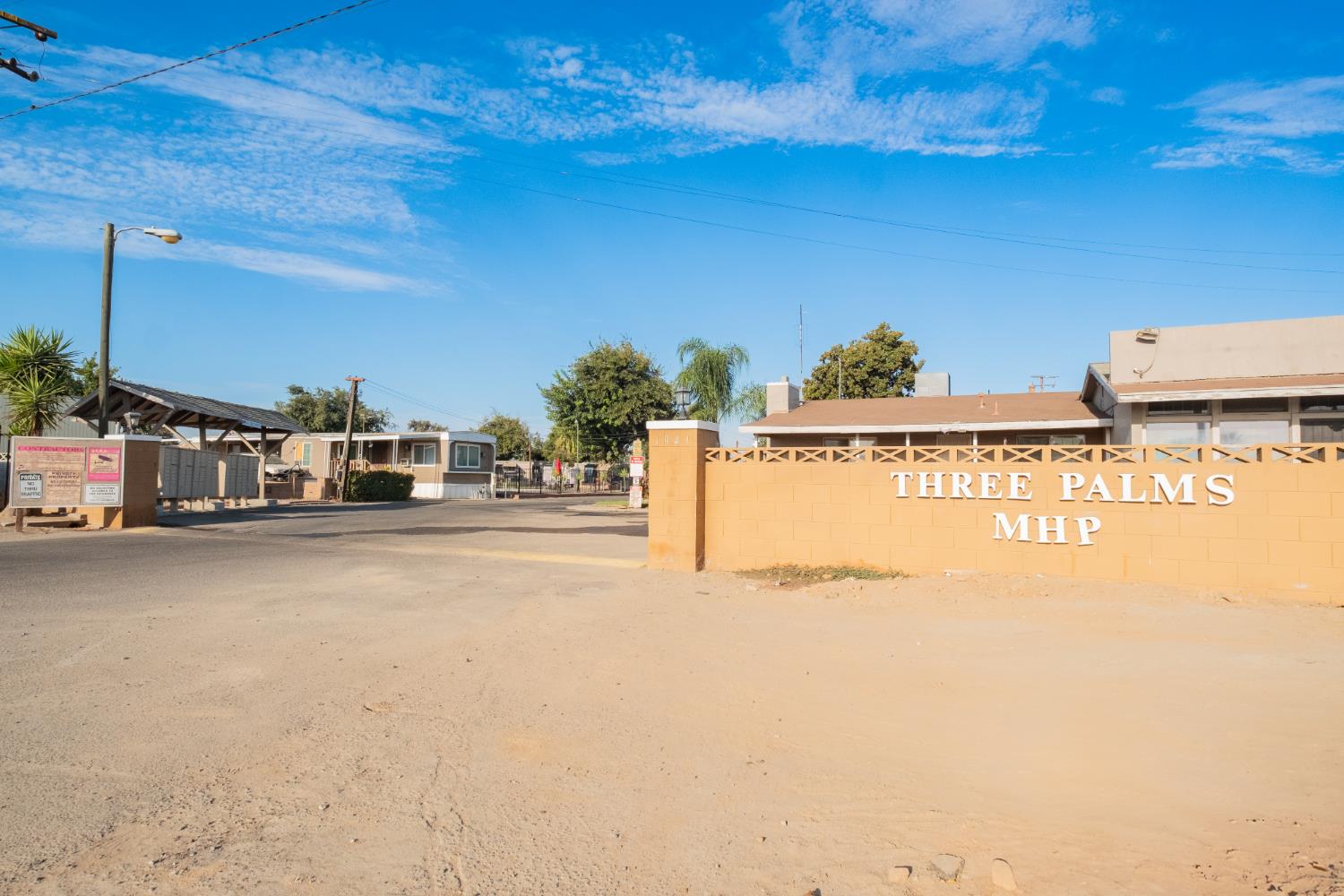 1941 N Golden State Blvd #SPC 2, Fresno, CA 93705