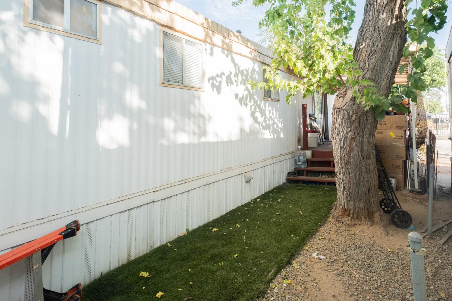 1941 N Golden State Blvd #SPC 2, Fresno, CA 93705
