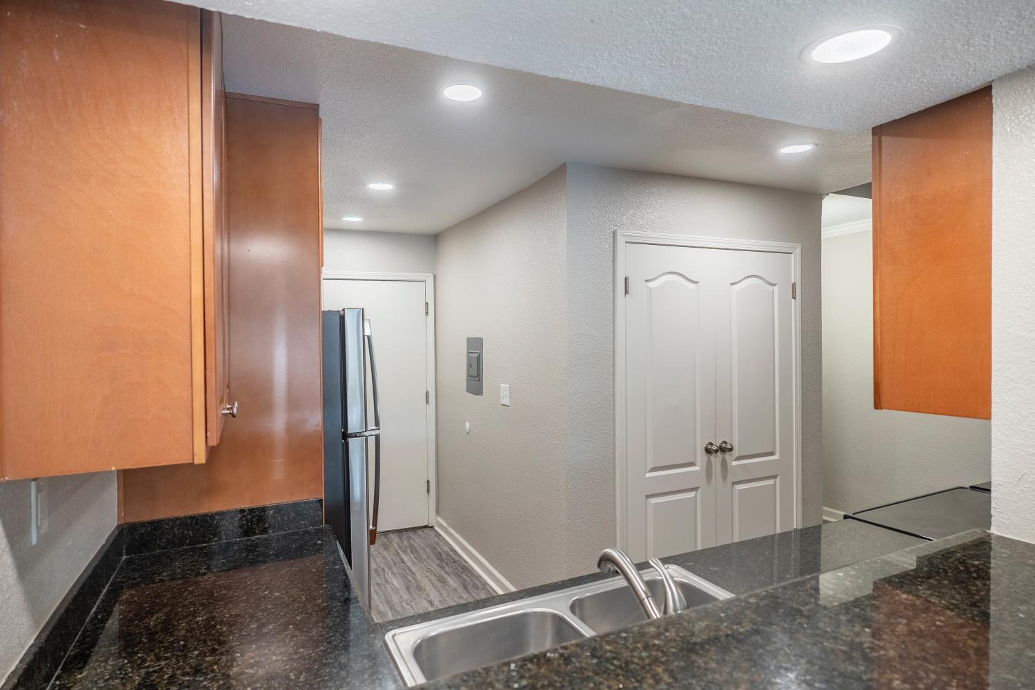 7166 N Fruit Ave #178, Fresno, CA 93711