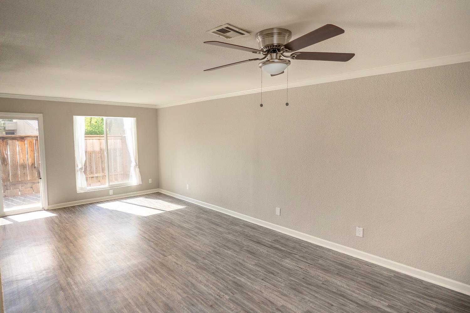 7166 N Fruit Ave #178, Fresno, CA 93711