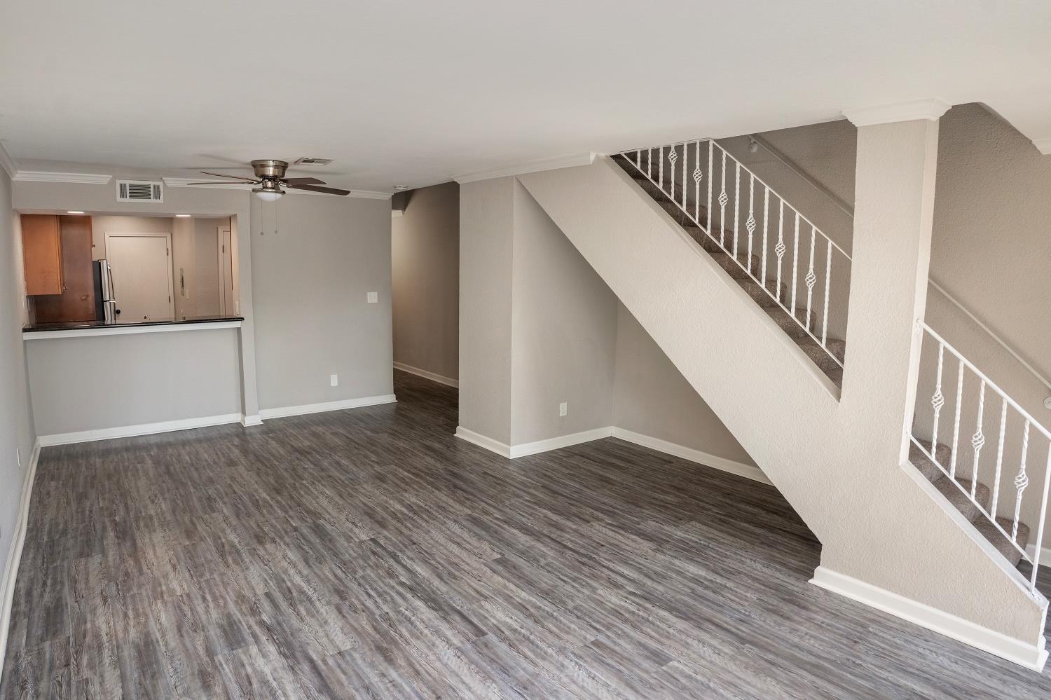 7166 N Fruit Ave #178, Fresno, CA 93711