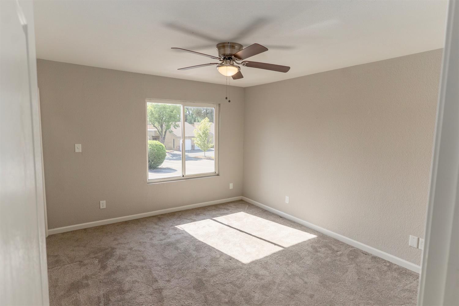 7166 N Fruit Ave #178, Fresno, CA 93711