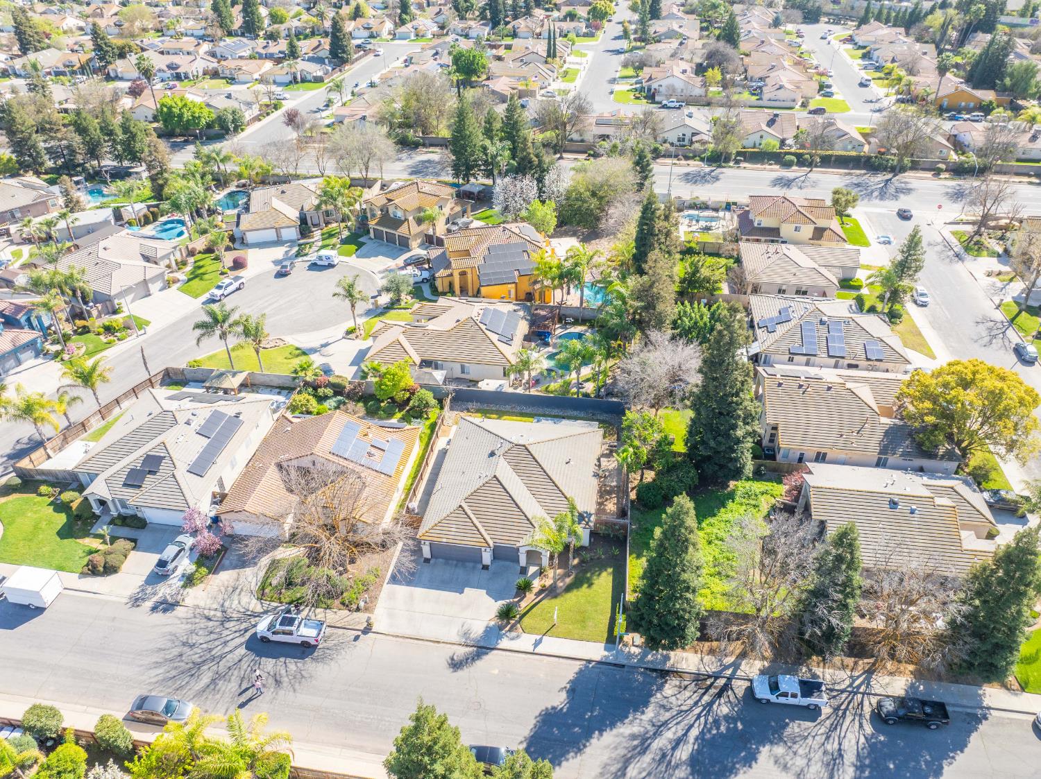 5671 W Athens Ave, Fresno, CA 93722