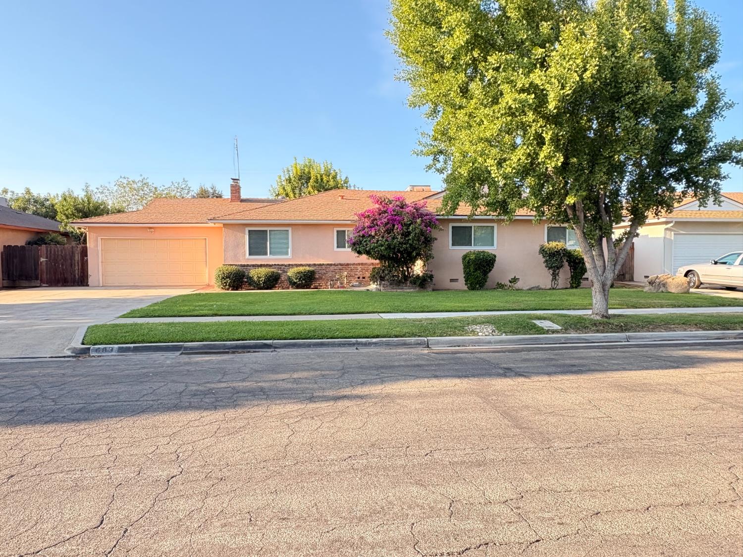 683 Browning, Fresno, CA 93710