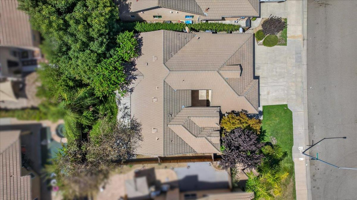 1039 E Hogan Ave, Fresno, CA 93730