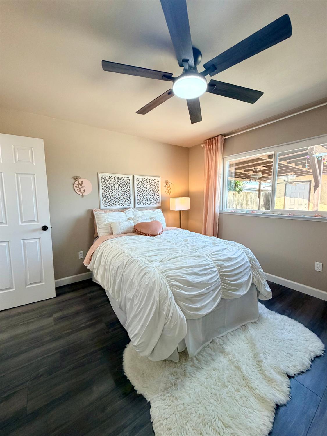 301 Mariposa St, Kingsburg, CA 93631