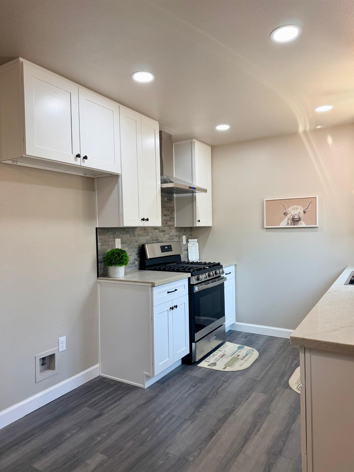 301 Mariposa St, Kingsburg, CA 93631