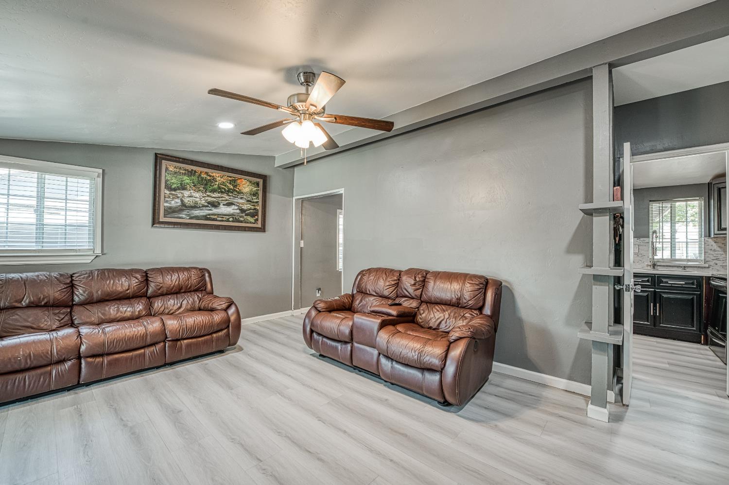 3874 E Holland Ave, Fresno, CA 93726