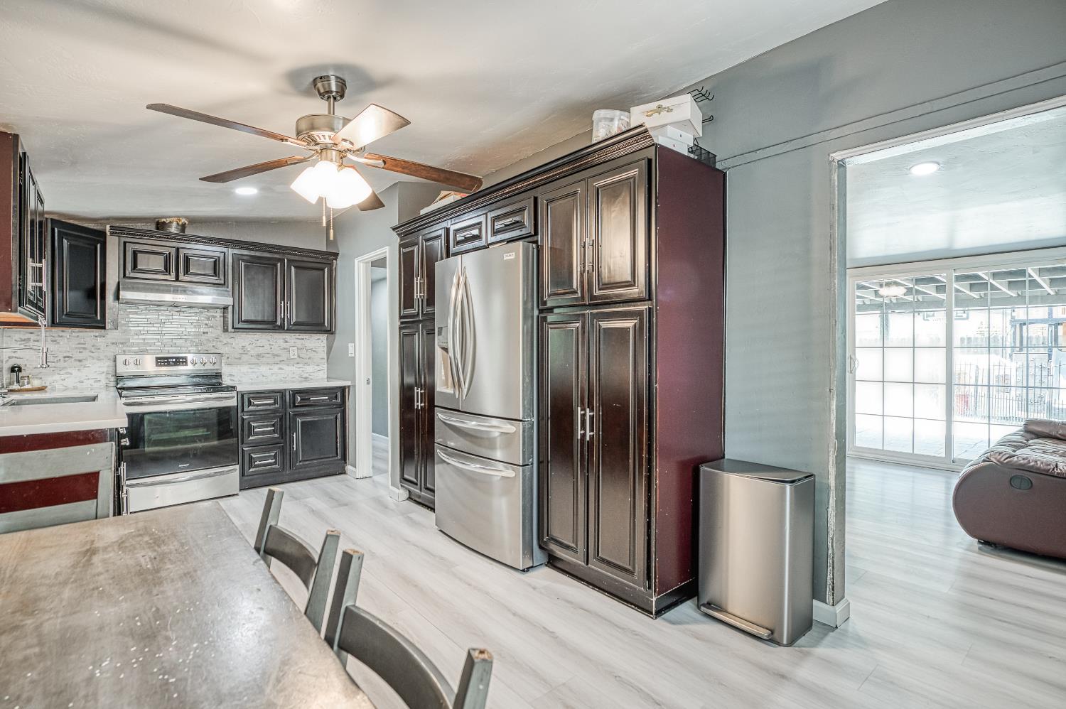 3874 E Holland Ave, Fresno, CA 93726