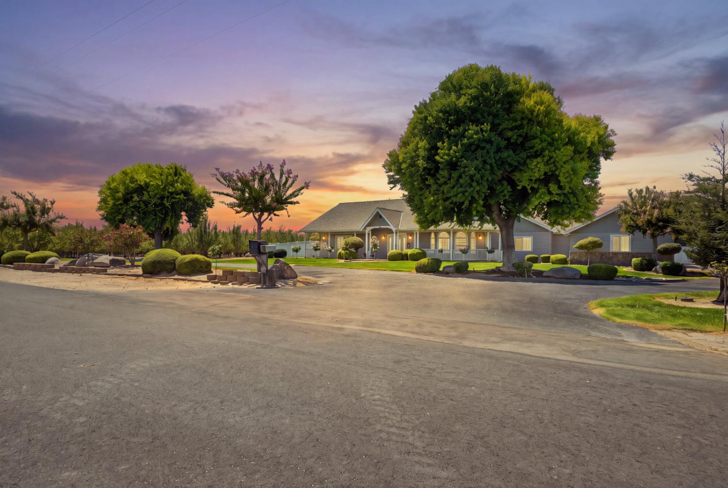 11635 S Amber Ave, Selma, CA 93662